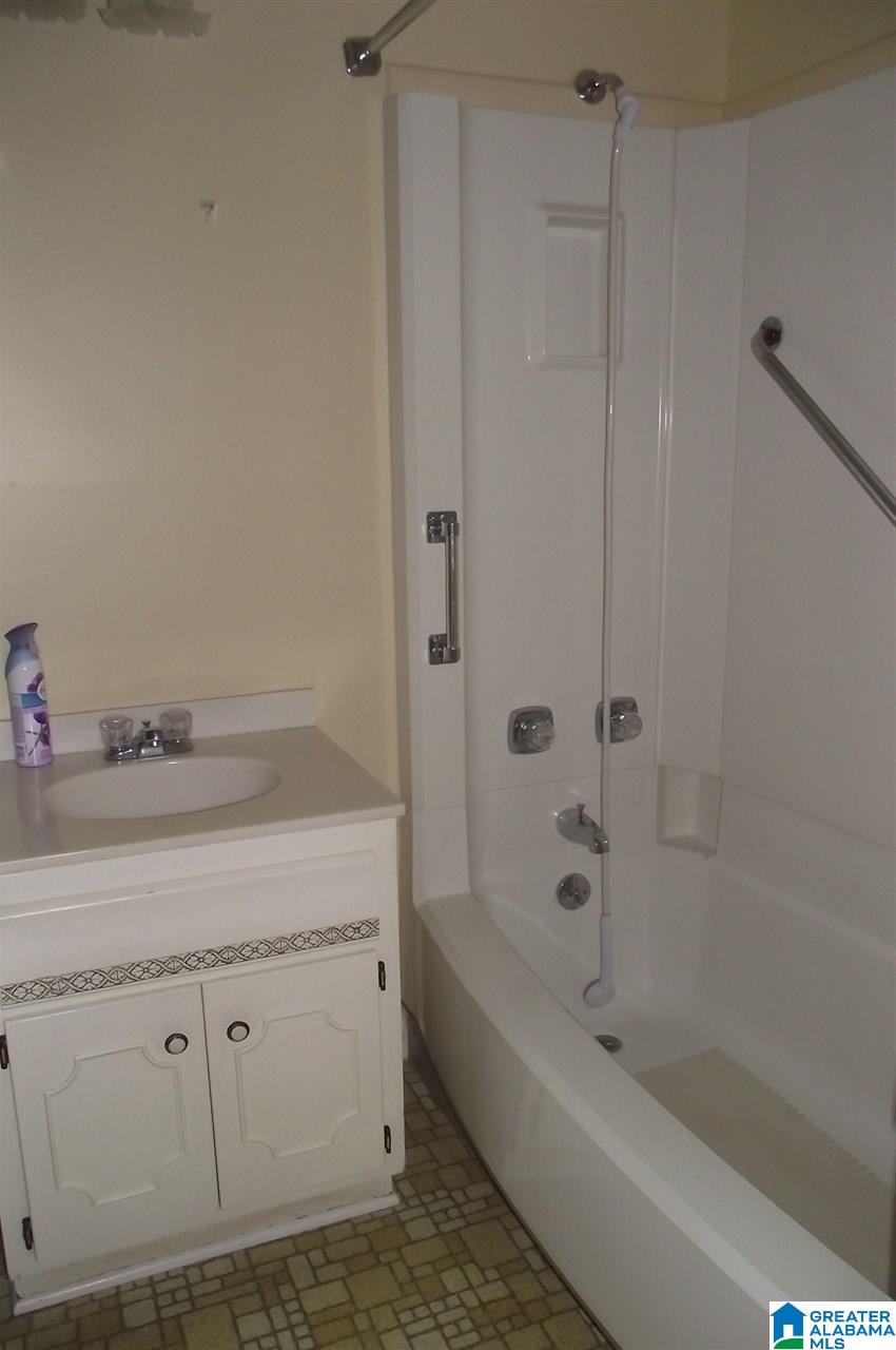 1013 Queensbury Road Birmingham, AL 35209 - Photo 14 of 22