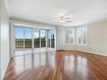 $625,000 | 5420 Eagles Point Circle, Unit 106, Sarasota, FL 34231