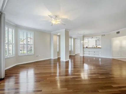 $625,000 | 5420 Eagles Point Circle, Unit 106, Sarasota, FL 34231