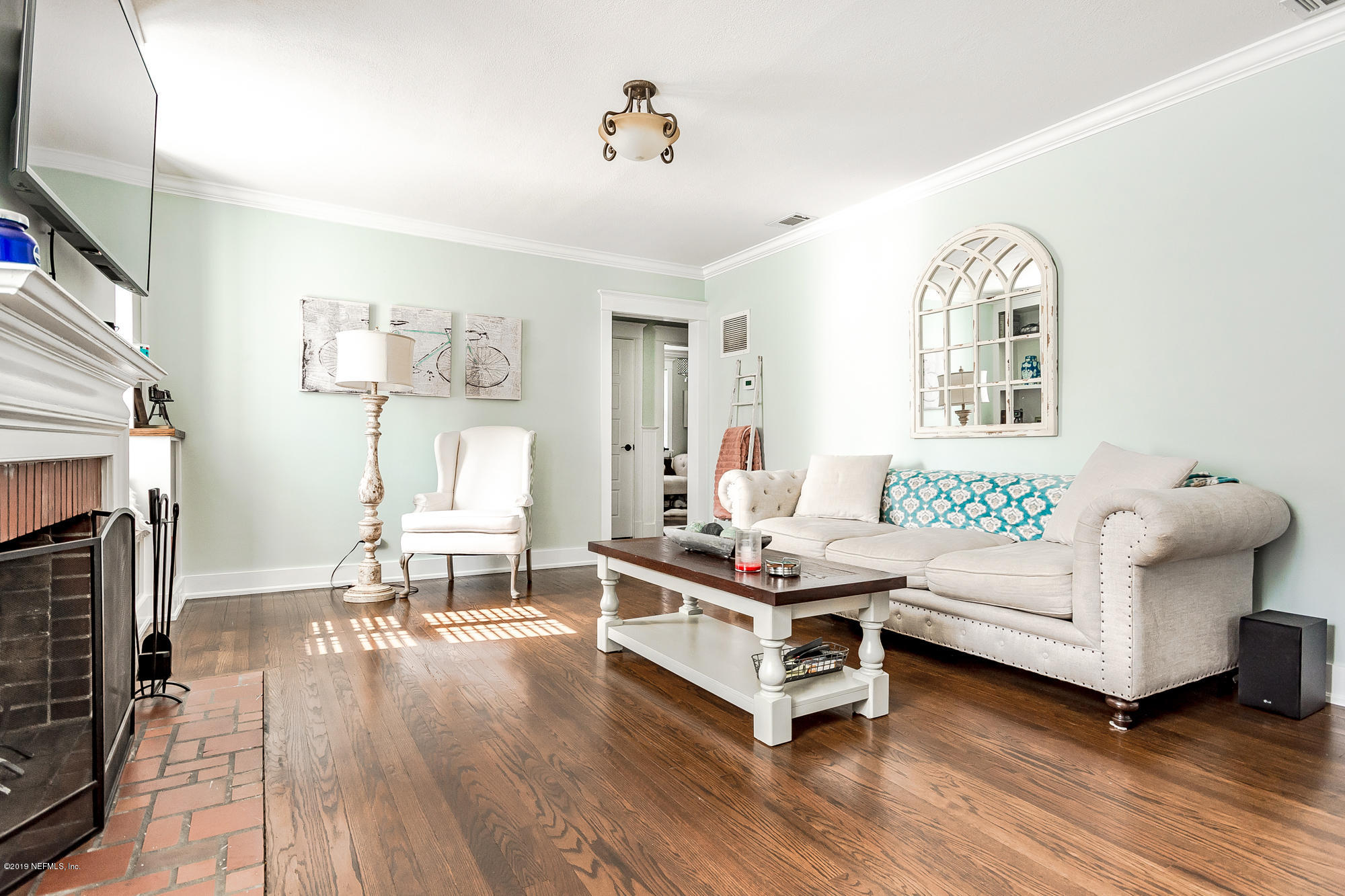 2152 Redfern Road Jacksonville, FL 32207 - Photo 5 of 19 DSC_0546-A2721