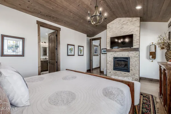 $2,295,000 | 465 Lower Ranch View Drive, Granby, CO 80446