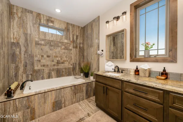 $2,295,000 | 465 Lower Ranch View Drive, Granby, CO 80446