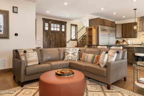 $2,295,000 | 465 Lower Ranch View Drive, Granby, CO 80446