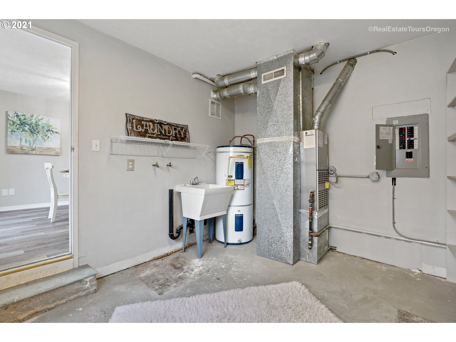 158 Canemah Road Oregon City, OR 97045 - Photo 18 of 31 Gallery Image 18
