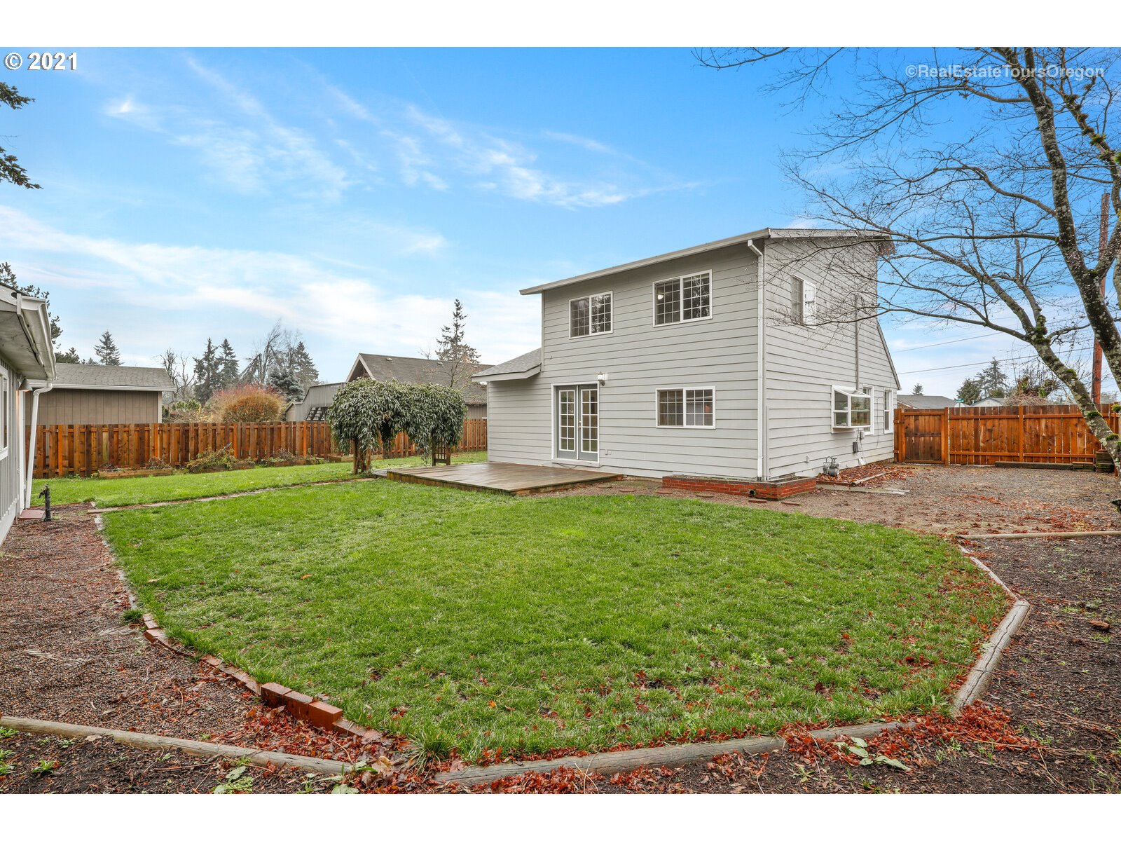 158 Canemah Road Oregon City, OR 97045 - Photo 27 of 31 Gallery Image 27
