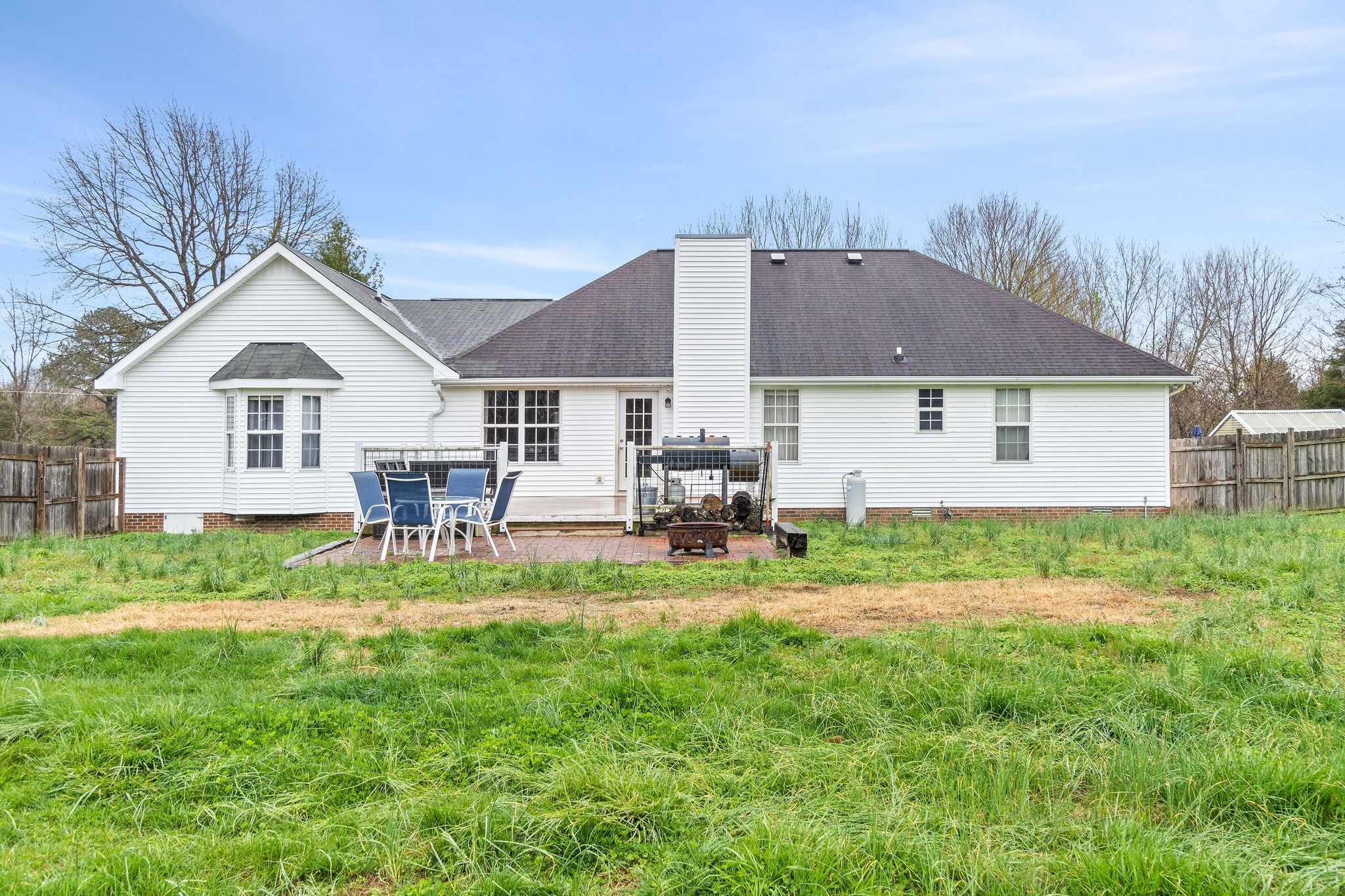 4450 Old Metal Road Palmyra, TN 37142 - Photo 36 of 38 a house view with a garden space