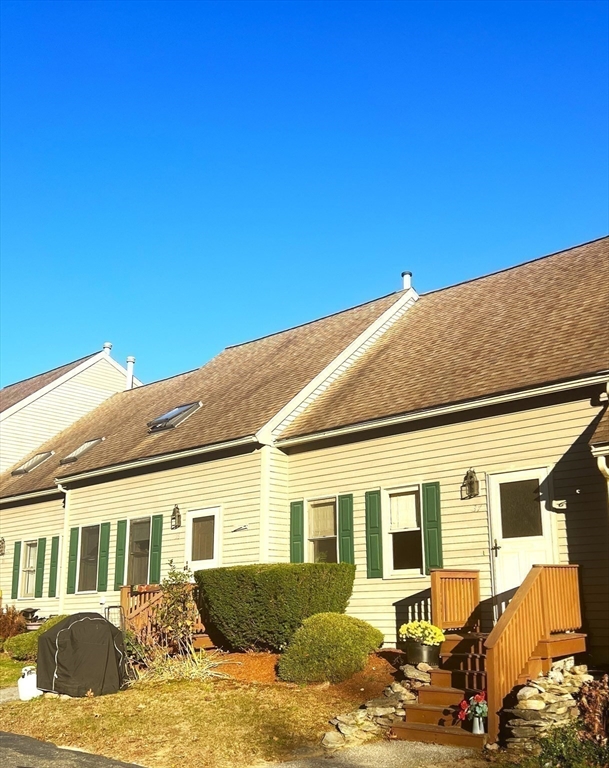 128 Newton Road, Unit 37 Plaistow, NH 03865 - Photo 1 of 21