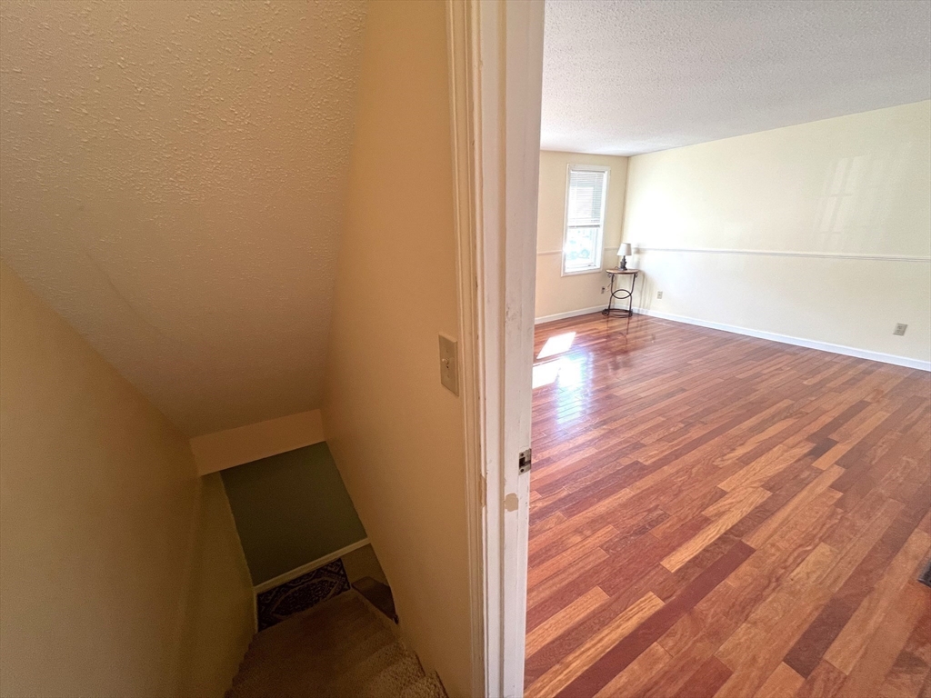 128 Newton Road, Unit 37 Plaistow, NH 03865 - Photo 6 of 21