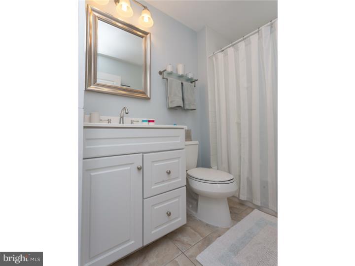 314 Pomeroy Street Ridley Park, PA 19078 - Photo 24 of 25 Bathroom