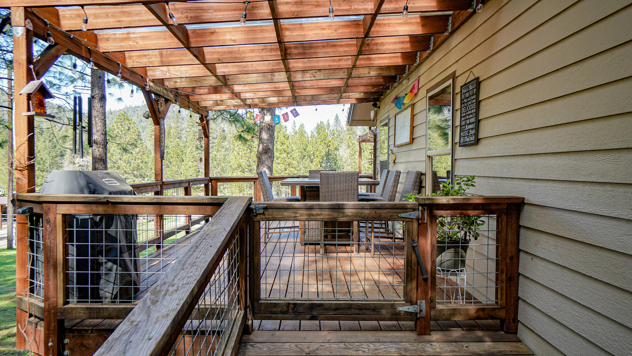 186 Felkner Road Grants Pass, OR 97527 - Photo 12 of 68 DSC09211
