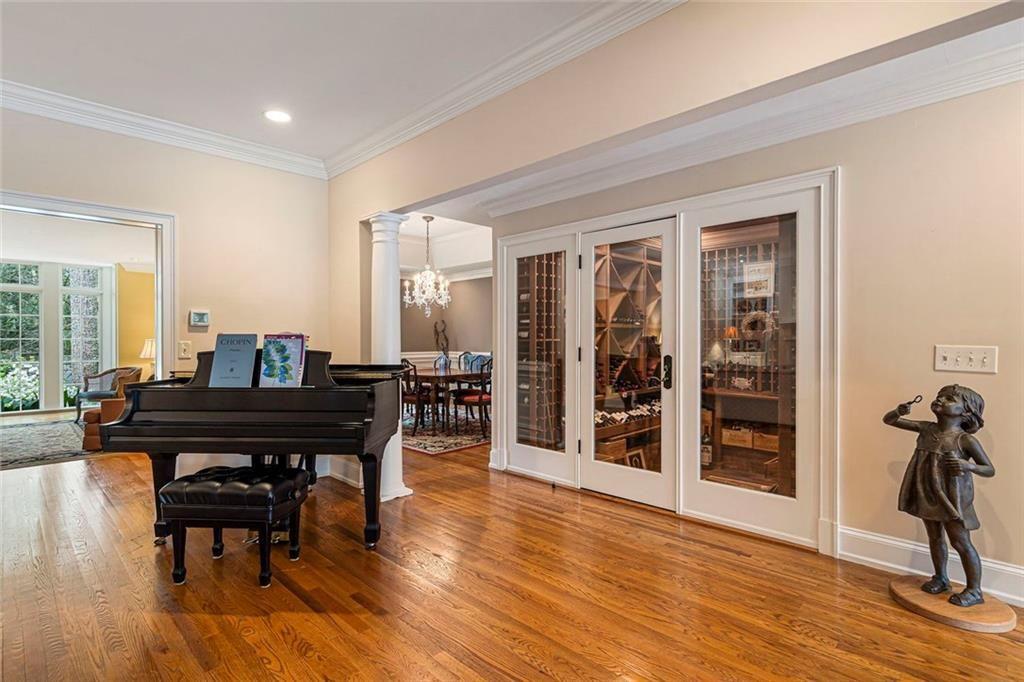 2555 Arden Road Northwest Atlanta, GA 30327 - Photo 13 of 64