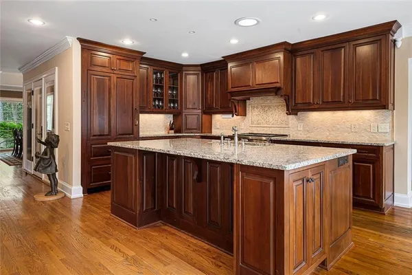 $1,898,000 | 2555 Arden Road Northwest, Atlanta, GA 30327