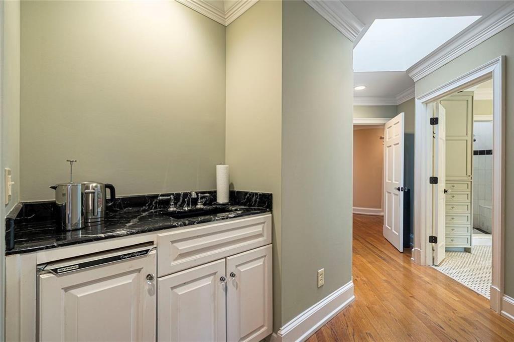 2555 Arden Road Northwest Atlanta, GA 30327 - Photo 23 of 64