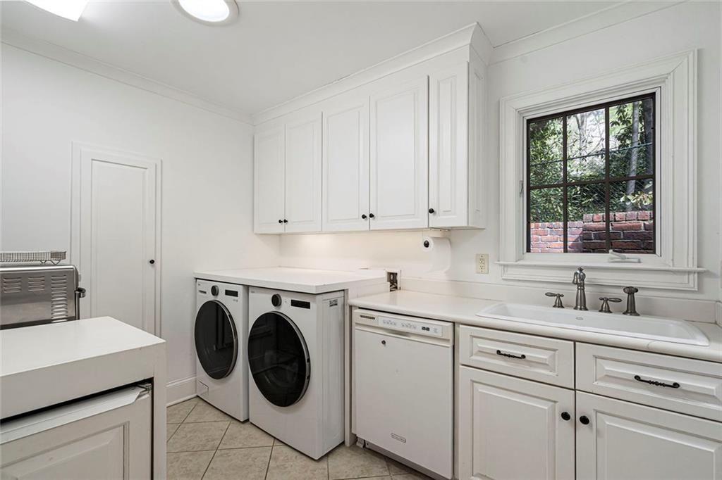 2555 Arden Road Northwest Atlanta, GA 30327 - Photo 40 of 64