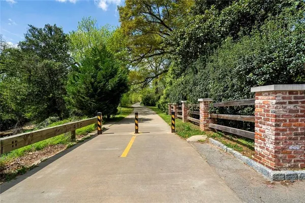 $1,898,000 | 2555 Arden Road Northwest, Atlanta, GA 30327