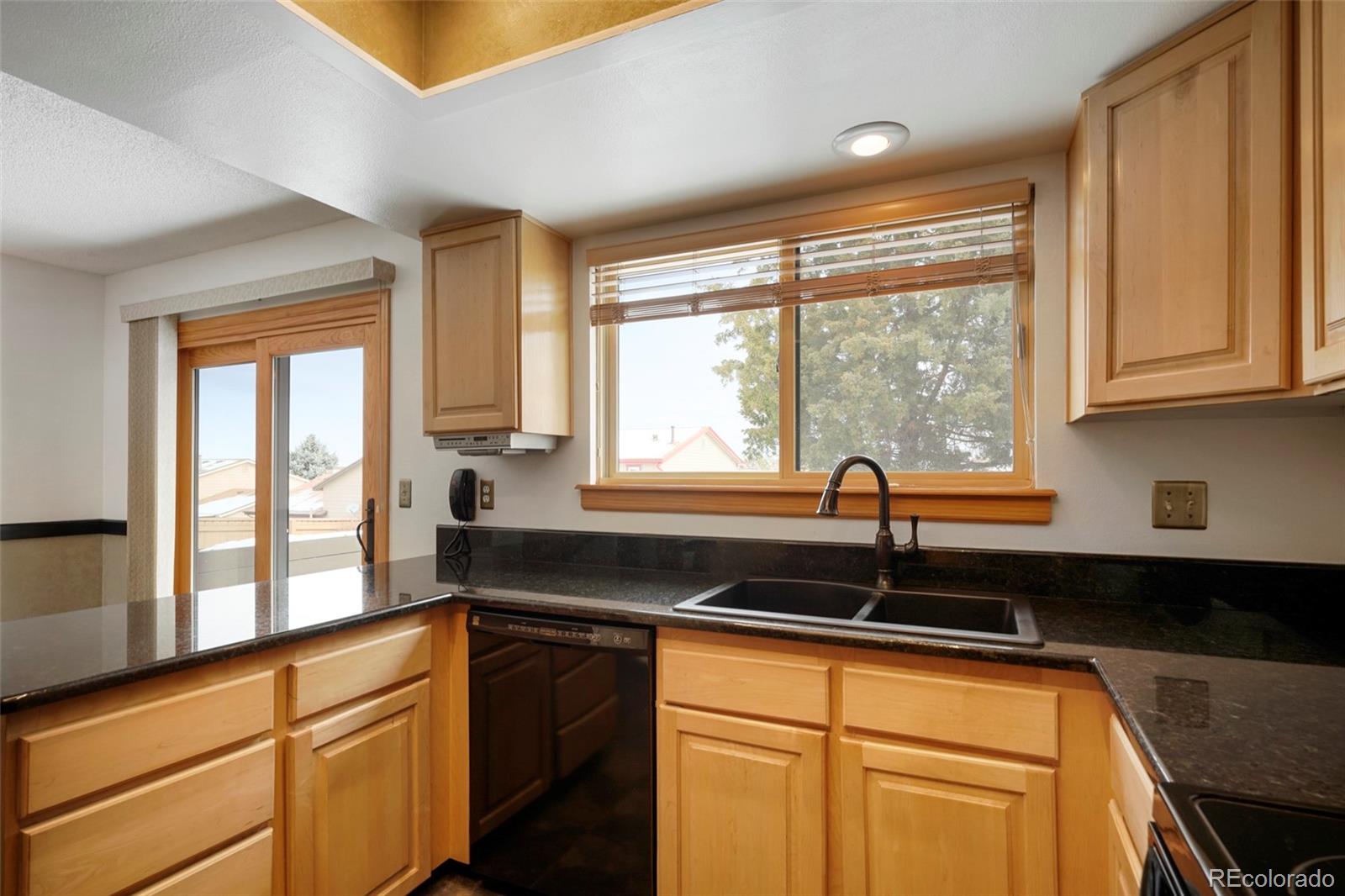 553 Timberline Place Highlands Ranch, CO 80126 - Photo 13 of 35 Gallery Image 13