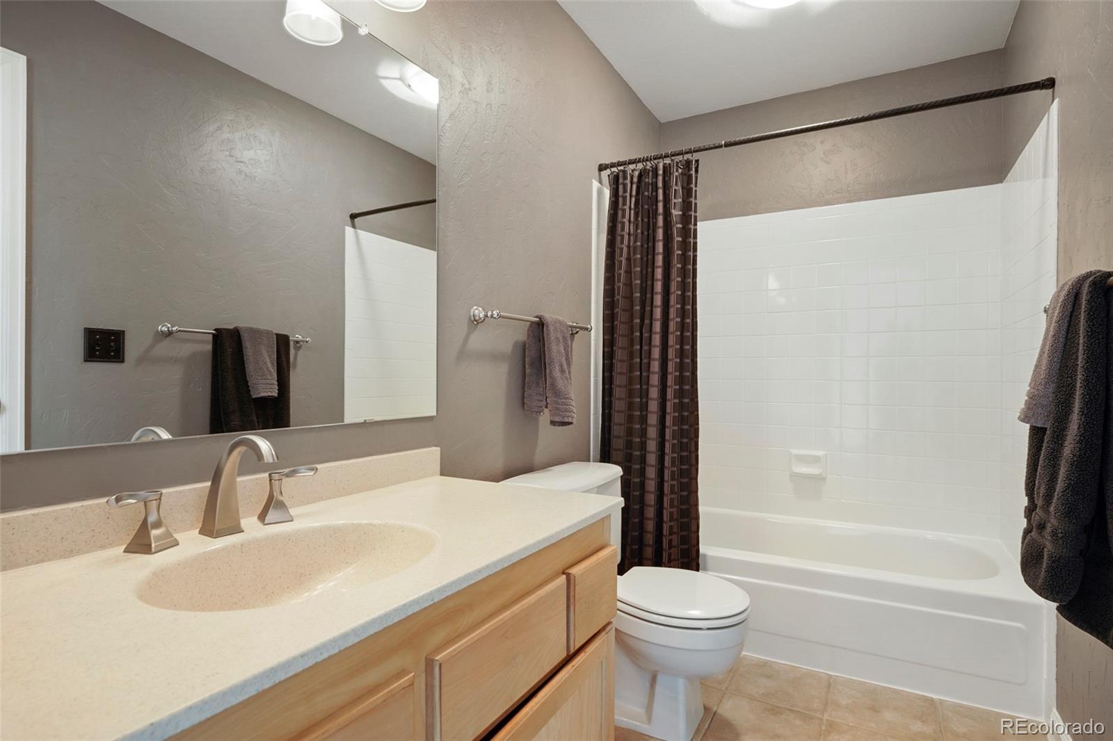 553 Timberline Place Highlands Ranch, CO 80126 - Photo 18 of 35 Gallery Image 18