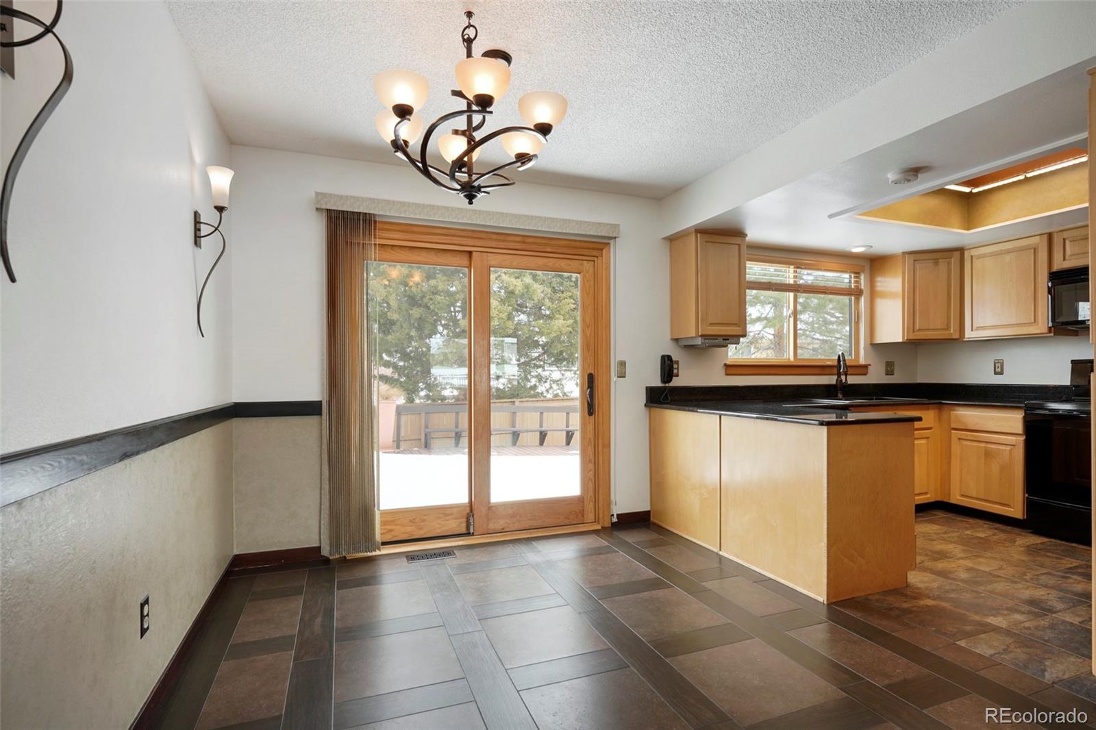 553 Timberline Place Highlands Ranch, CO 80126 - Photo 10 of 35 Gallery Image 10