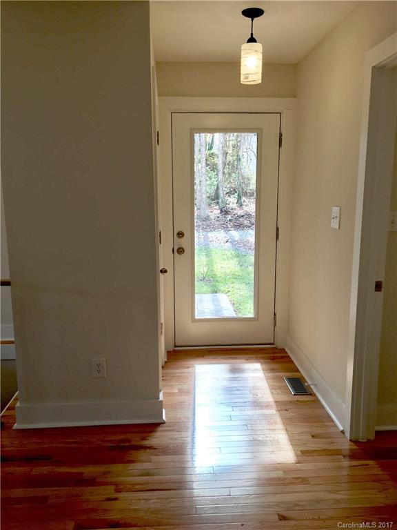 84 Arco Road Asheville, NC 28805 - Photo 3 of 24 Gallery Image 3