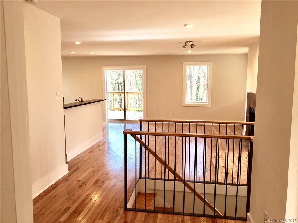 84 Arco Road Asheville, NC 28805 - Photo 4 of 24 Gallery Image 4