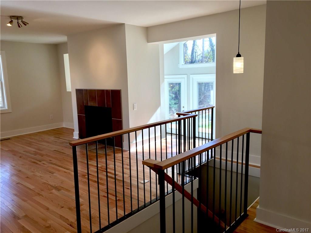 84 Arco Road Asheville, NC 28805 - Photo 5 of 24 Gallery Image 5