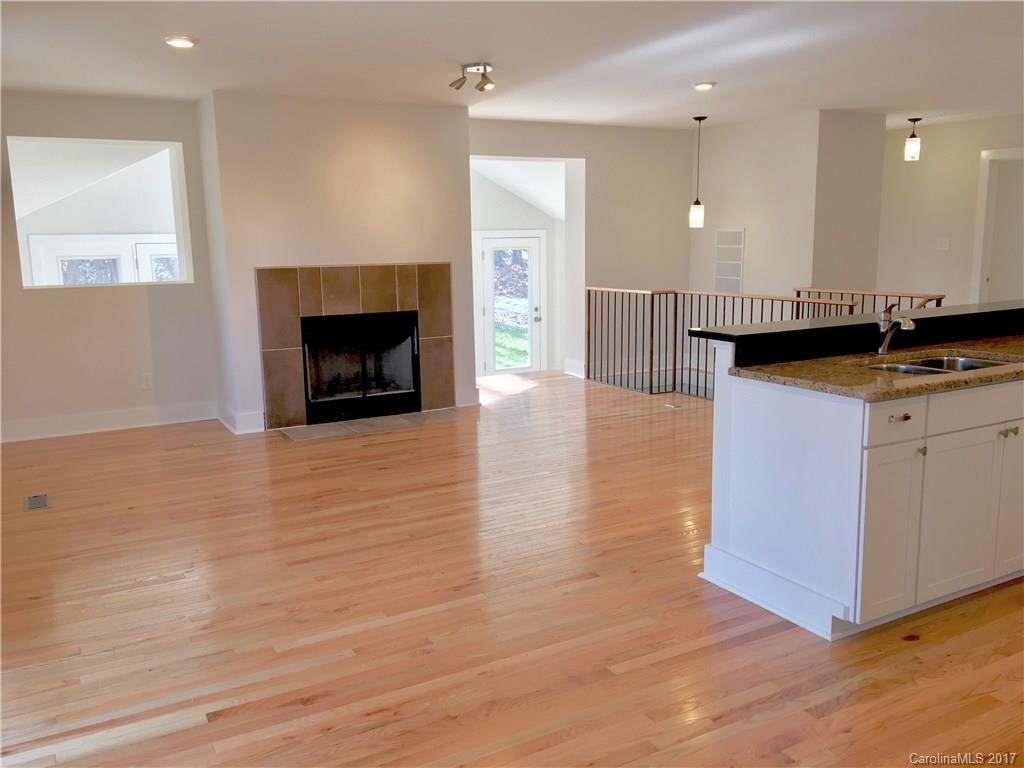84 Arco Road Asheville, NC 28805 - Photo 6 of 24 Gallery Image 6