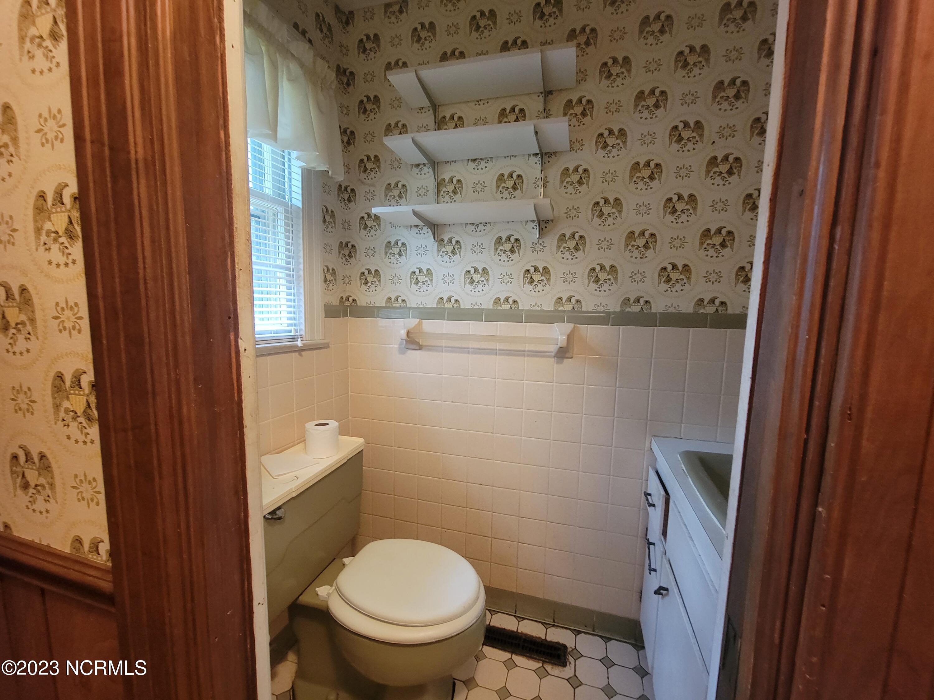 119 West Mcgowan Road Turkey, NC 28393 - Photo 4 of 20 Mud Room