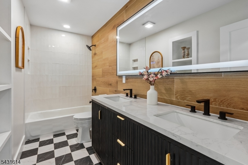 10 Rose Street Edison, NJ 08817 - Photo 26 of 48