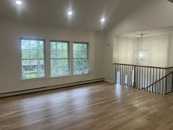 $4,000 | 3 Undercliff Lane, Lincoln Park, NJ 07035