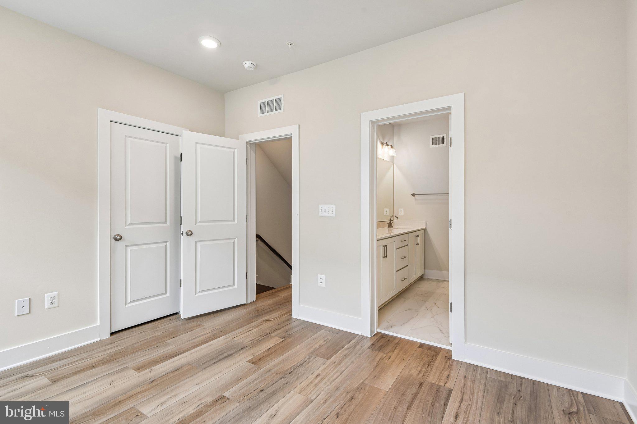 2729 Light Street Baltimore, MD 21230 - Photo 5 of 37