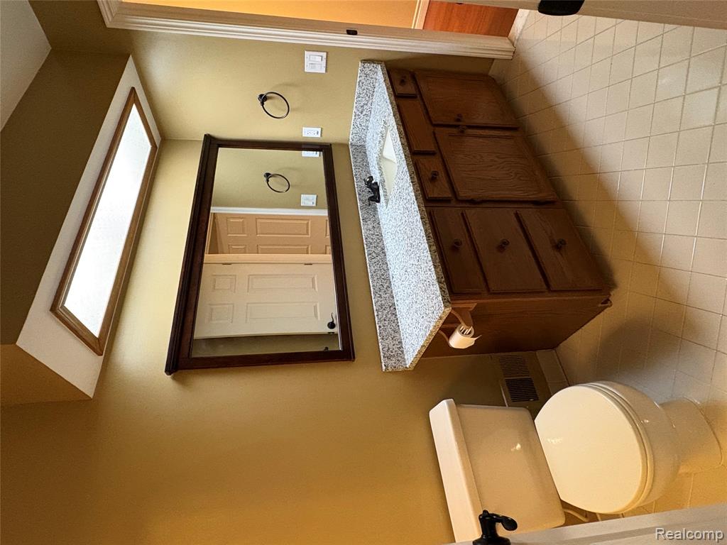 2090 Cumberland Road Rochester, MI 48307 - Photo 20 of 25