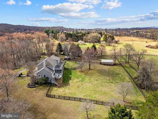 $1,375,000 | 9491 Walsingham Lane, Marshall, VA 20115