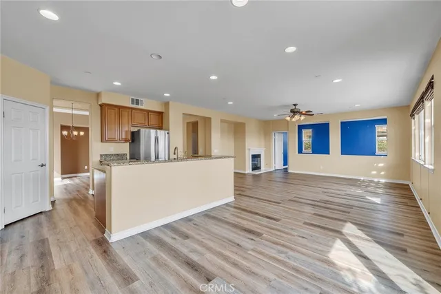 $890,000 | 15621 Pisa Lane, Fontana, CA 92336