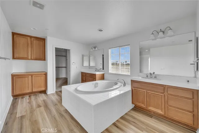 $890,000 | 15621 Pisa Lane, Fontana, CA 92336