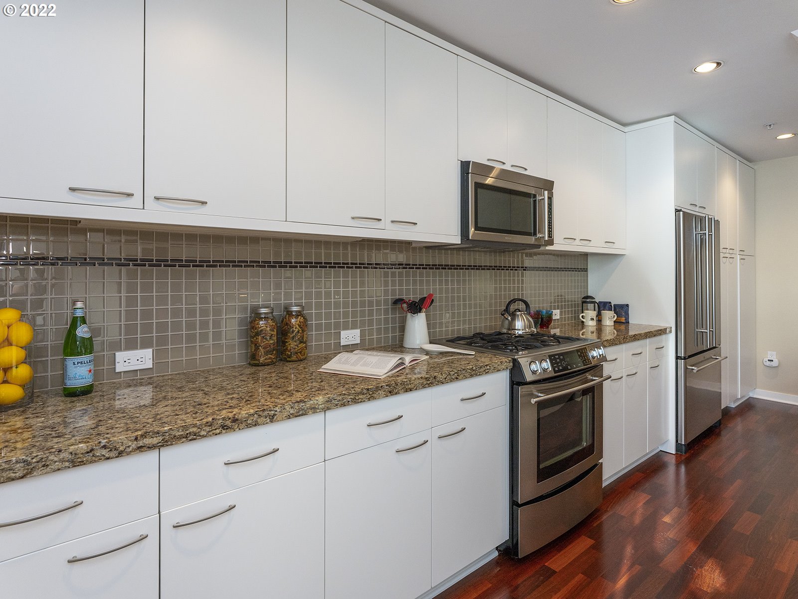2445 Northwest Westover Road, Unit 201 Portland, OR 97210 - Photo 9 of 31 Kitchen