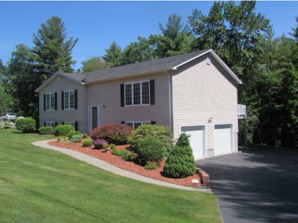 20 Rollins Pond Road Gilmanton, NH 03237 - Photo 2 of 35