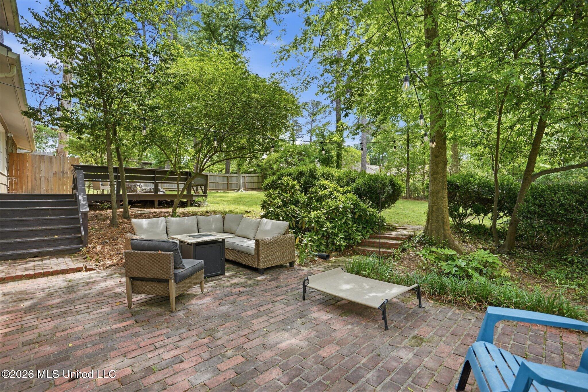 2115 Meadowbrook Road Jackson, MS 39211 - Photo 35 of 40 35-2115_Meadowbrook_Rd_036