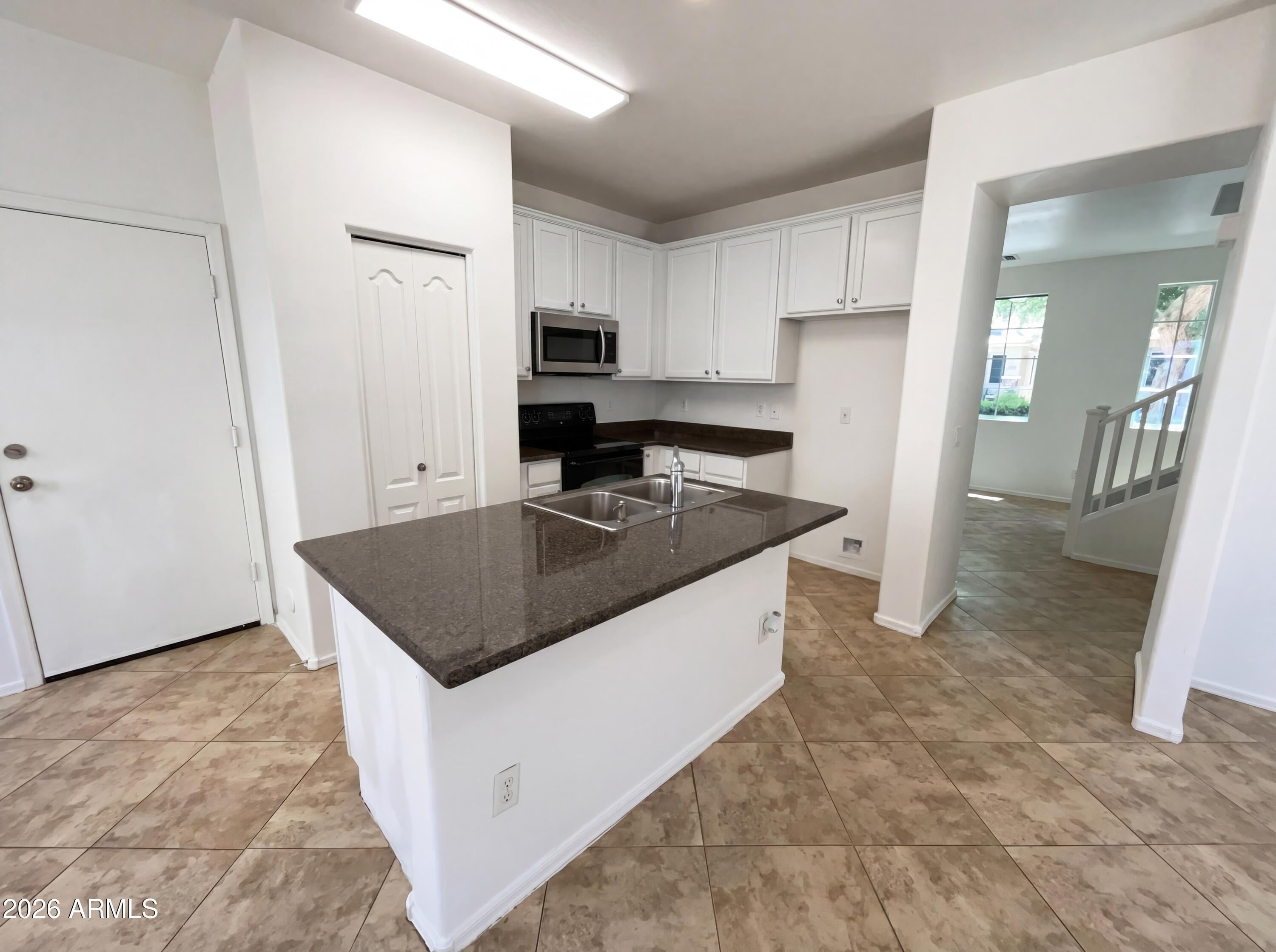 4246 East Tyson Street Gilbert, AZ 85295 - Photo 2 of 35
