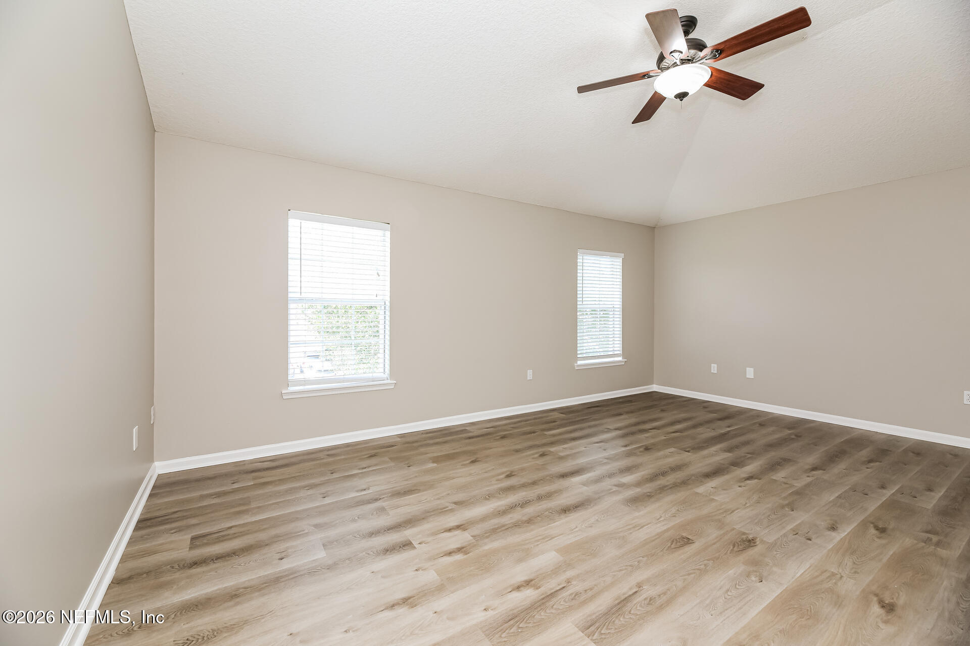 729 Porta Rosa Circle St. Augustine, FL 32092 - Photo 15 of 29 14-photo-Main-Bedroom-2cbce543-68a8-4866