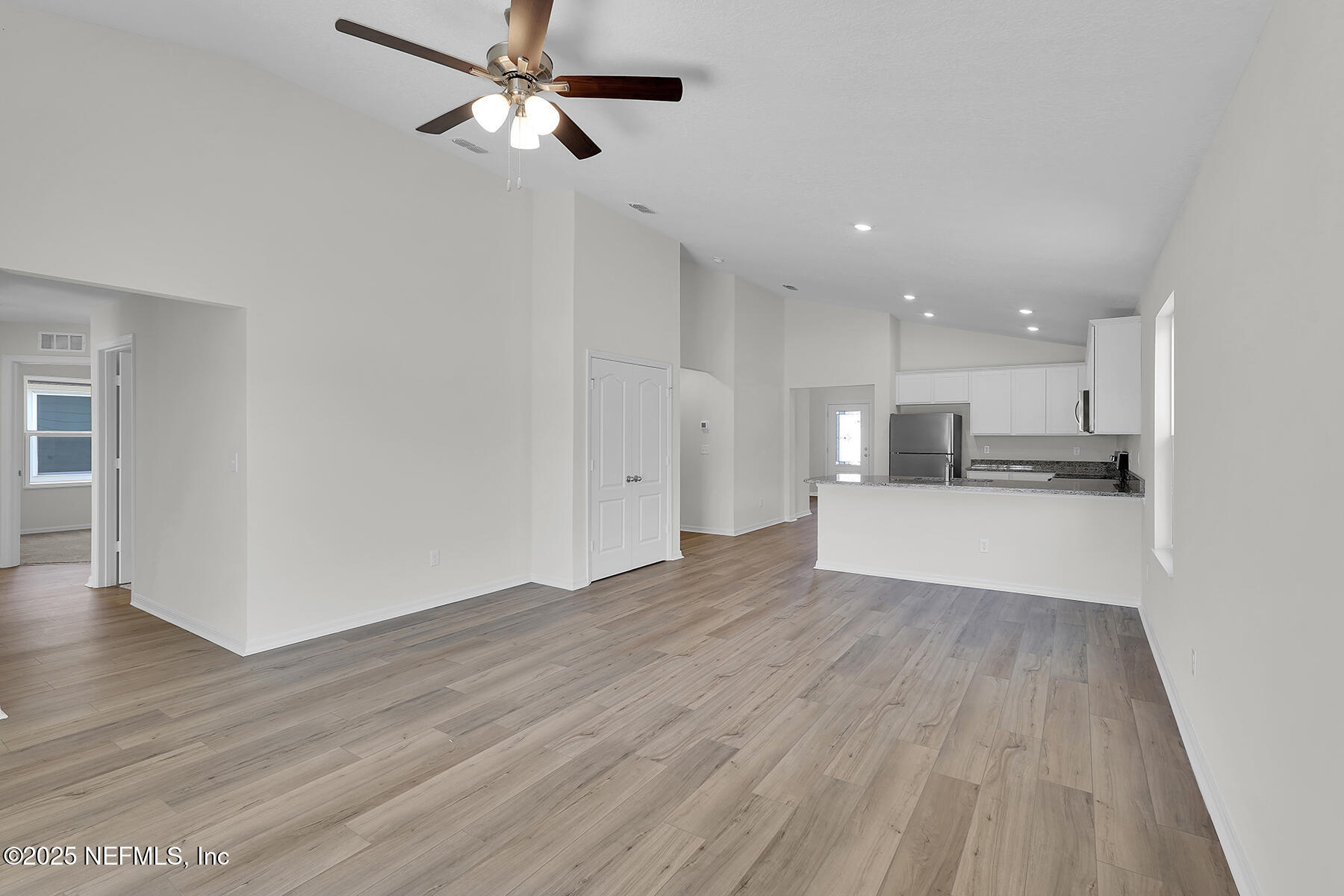 6855 Myrtle Oak Road Jacksonville, FL 32219 - Photo 5 of 20 Florida_Hillcrest_R_007