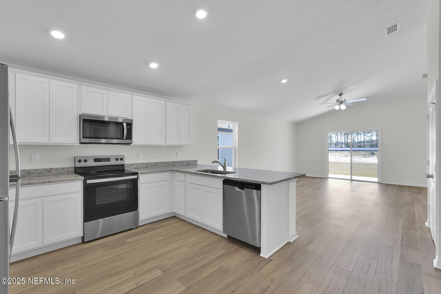 6855 Myrtle Oak Road Jacksonville, FL 32219 - Photo 7 of 20 Florida_Hillcrest_R_009