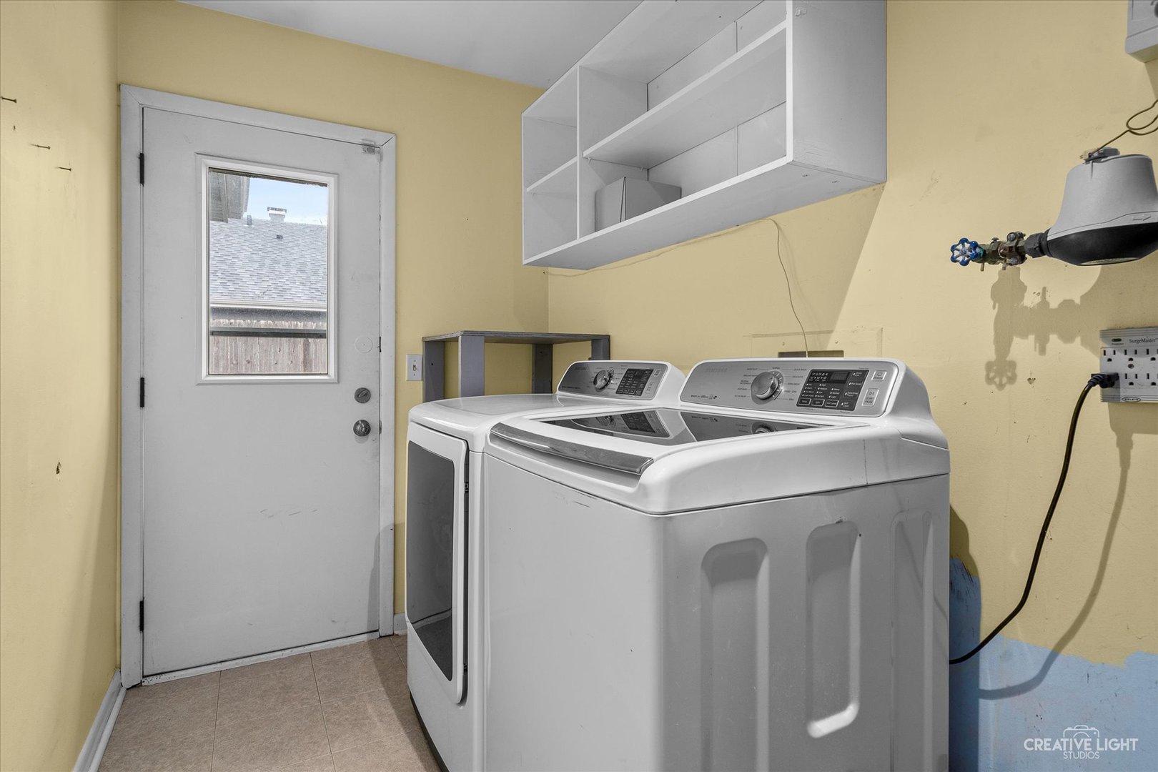 6 Ingleshire Road Montgomery, IL 60538 - Photo 14 of 16 a utility room with dryer and washer