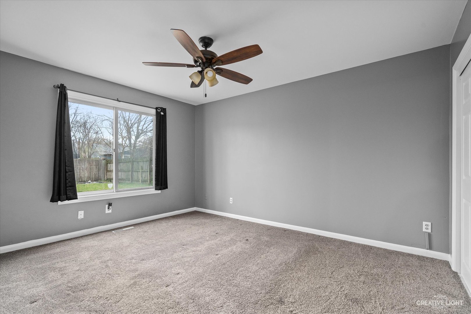 6 Ingleshire Road Montgomery, IL 60538 - Photo 9 of 16 an empty room with a window