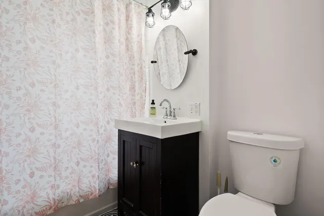 $245,000 | 63 Kenwood Street, Hammond, IN 46324