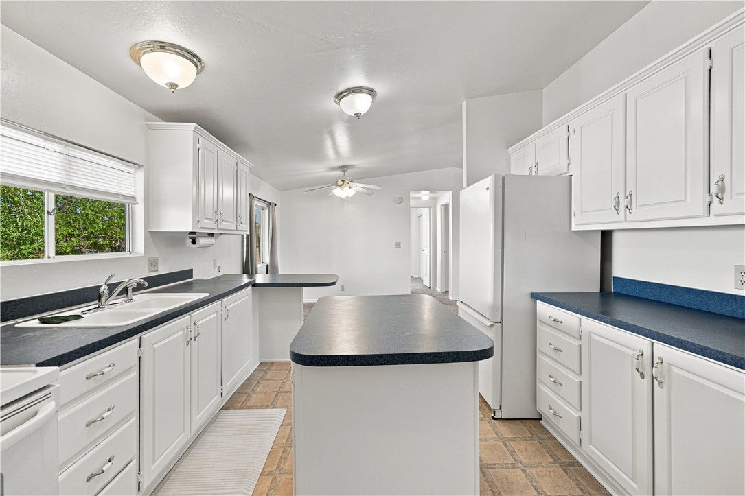 3873 Aztec Road Golden Valley, AZ 86413 - Photo 24 of 34 Gallery Image 24