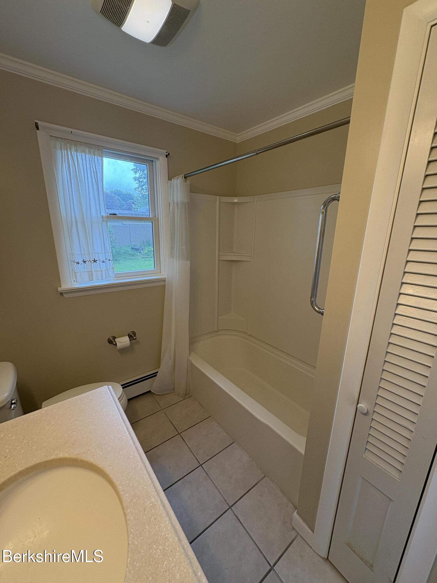 95 Oak Hill Road Pittsfield, MA 01201 - Photo 29 of 53 IMG_2313