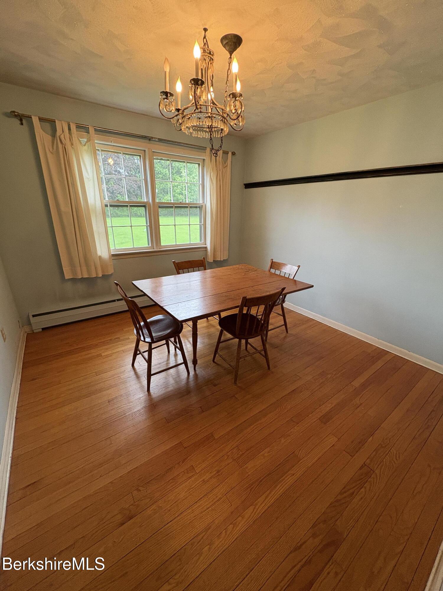 95 Oak Hill Road Pittsfield, MA 01201 - Photo 7 of 53 IMG_2283