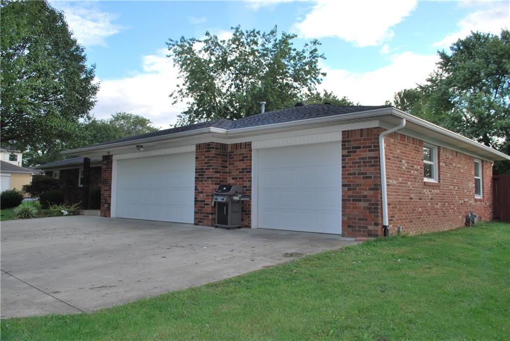 253 North Windswept Road Greenfield, IN 46140 - Photo 2 of 45 Gallery Image 2