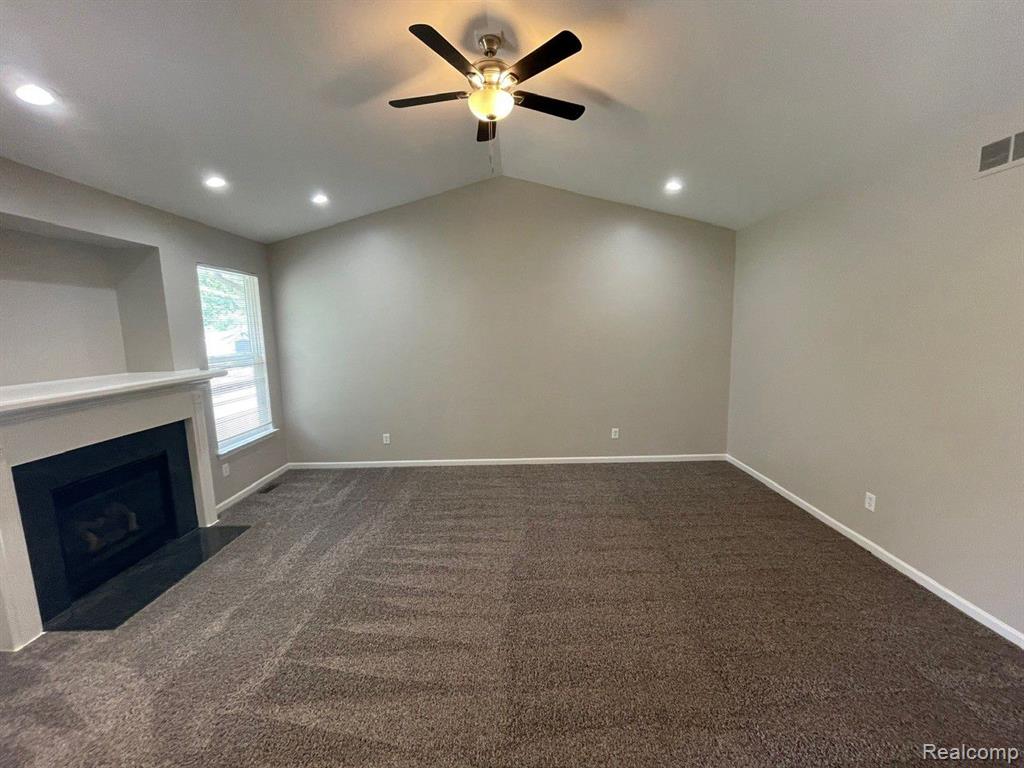 2720 Eastern Avenue Rochester Hills, MI 48307 - Photo 4 of 26