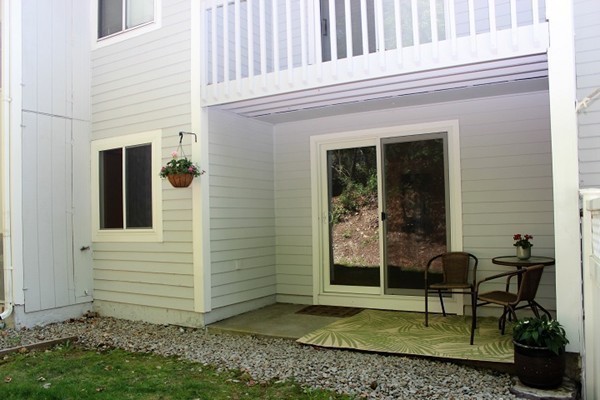 2 Beal's Cove Road, Unit G Hingham, MA 02043 - Photo 23 of 28 Gallery Image 23